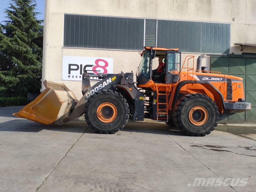 Develon DL 550-5 Фронтальні навантажувачі