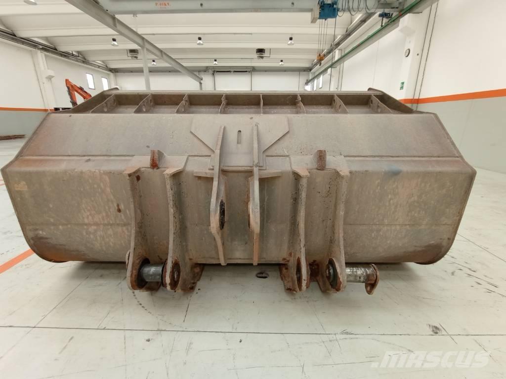 Develon DL 550-5 Фронтальні навантажувачі