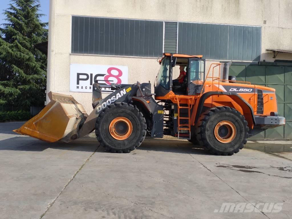Develon DL 550-5 Фронтальні навантажувачі