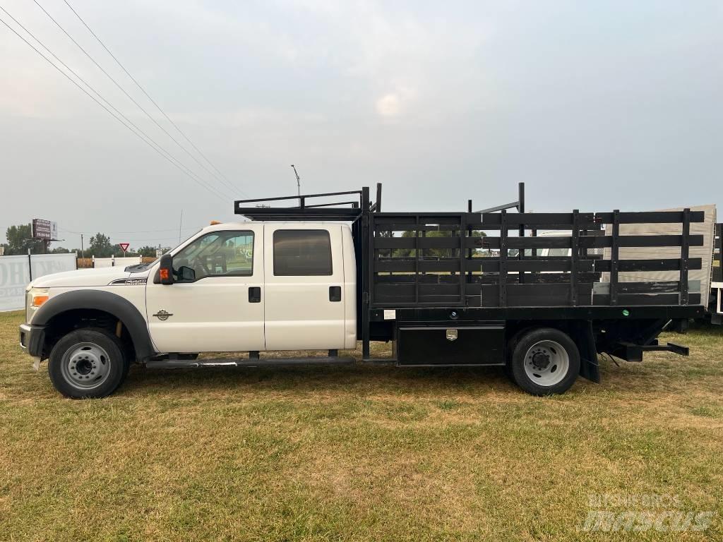 Ford F 550 SD Вантажівки-платформи/бокове розвантаження