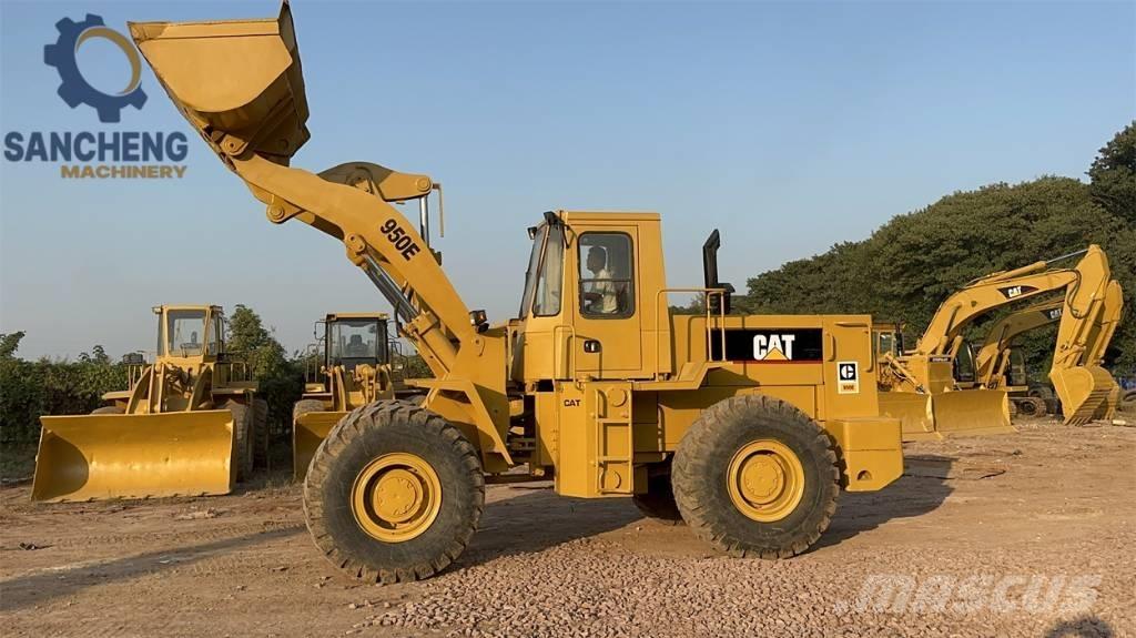 CAT 950 E Фронтальні навантажувачі