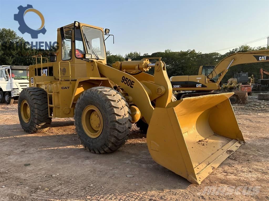 CAT 950 E Фронтальні навантажувачі