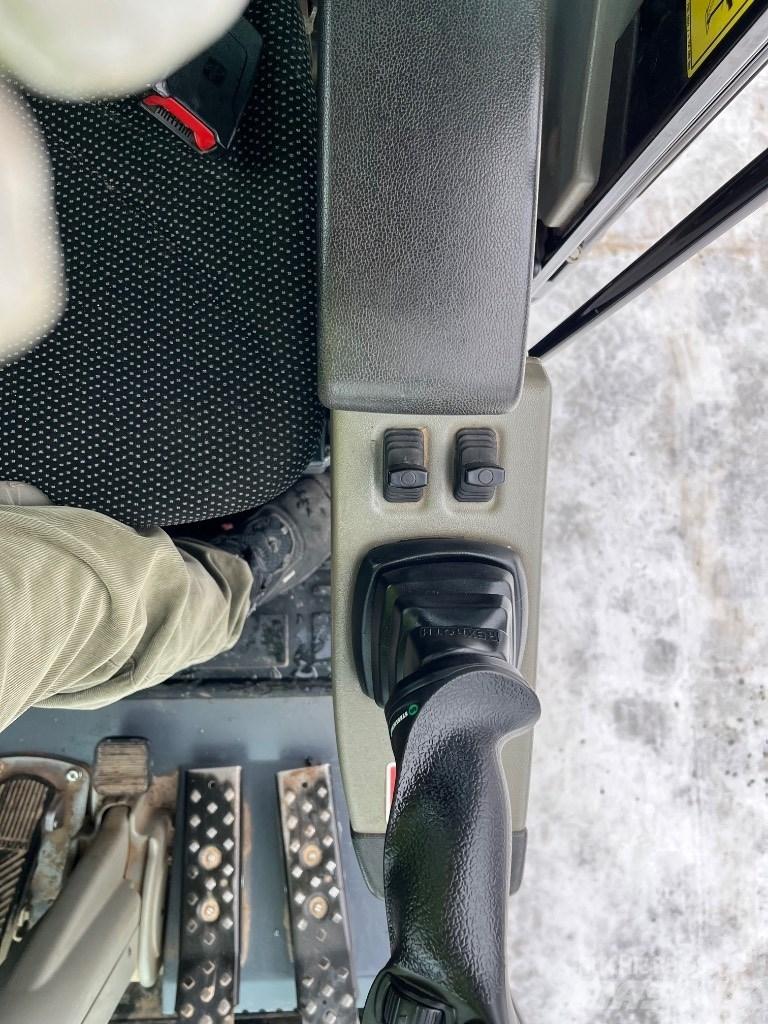 Yanmar B 95 W Колісні екскаватори