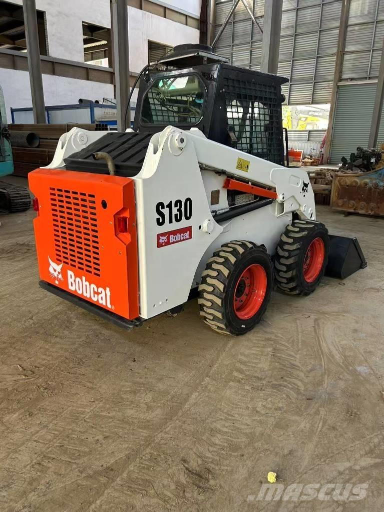 Bobcat S 130 Міні-навантажувачі