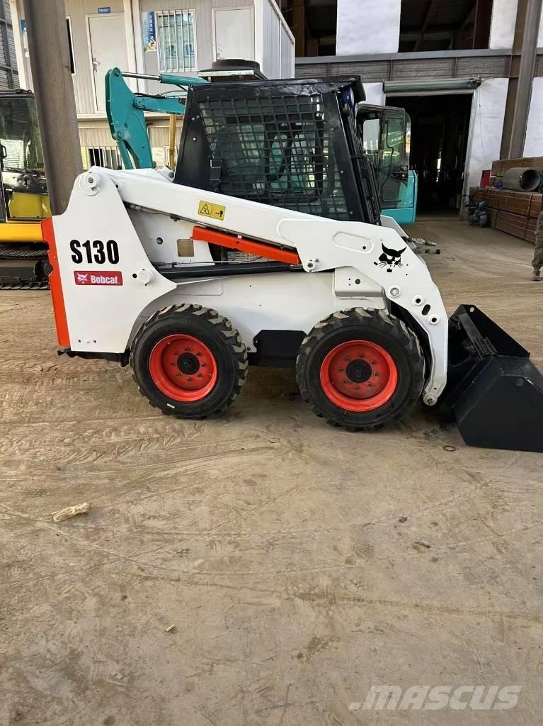 Bobcat S 130 Міні-навантажувачі