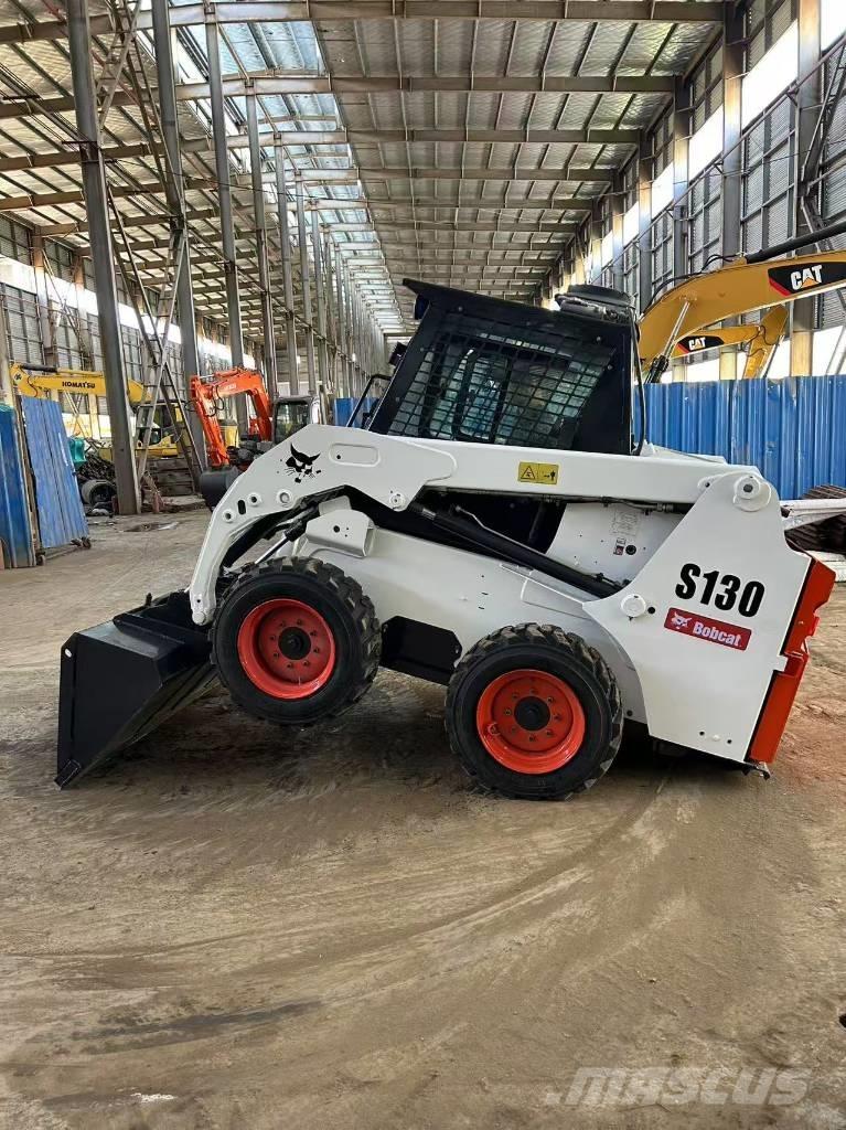 Bobcat S 130 Міні-навантажувачі