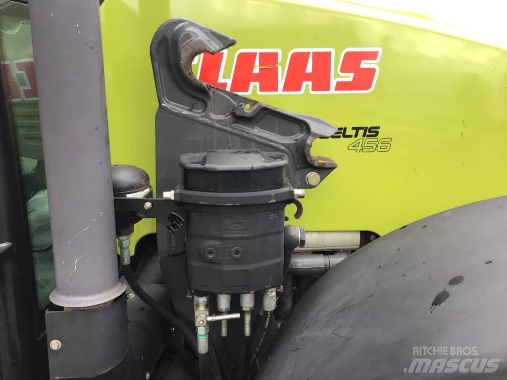CLAAS Celtis 456RX Трактори