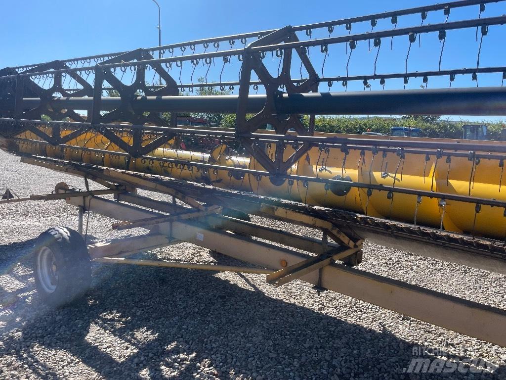 New Holland TX 66 Зернозбиральні комбайни