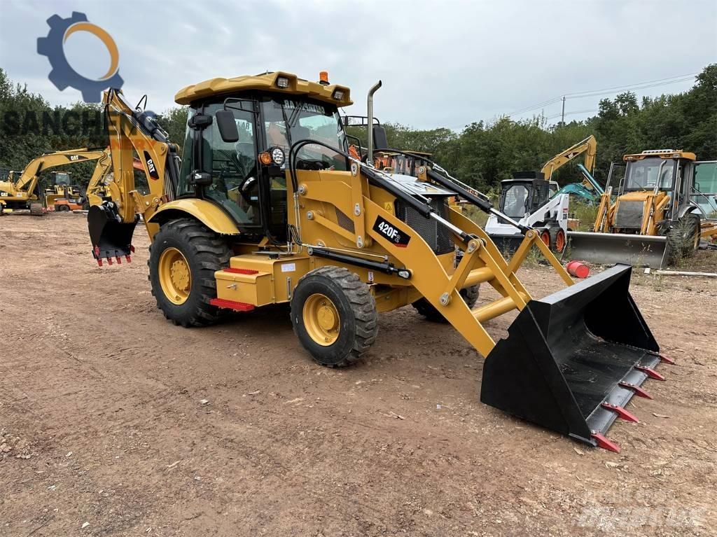 CAT 420 F Екскаватори-навантажувачі