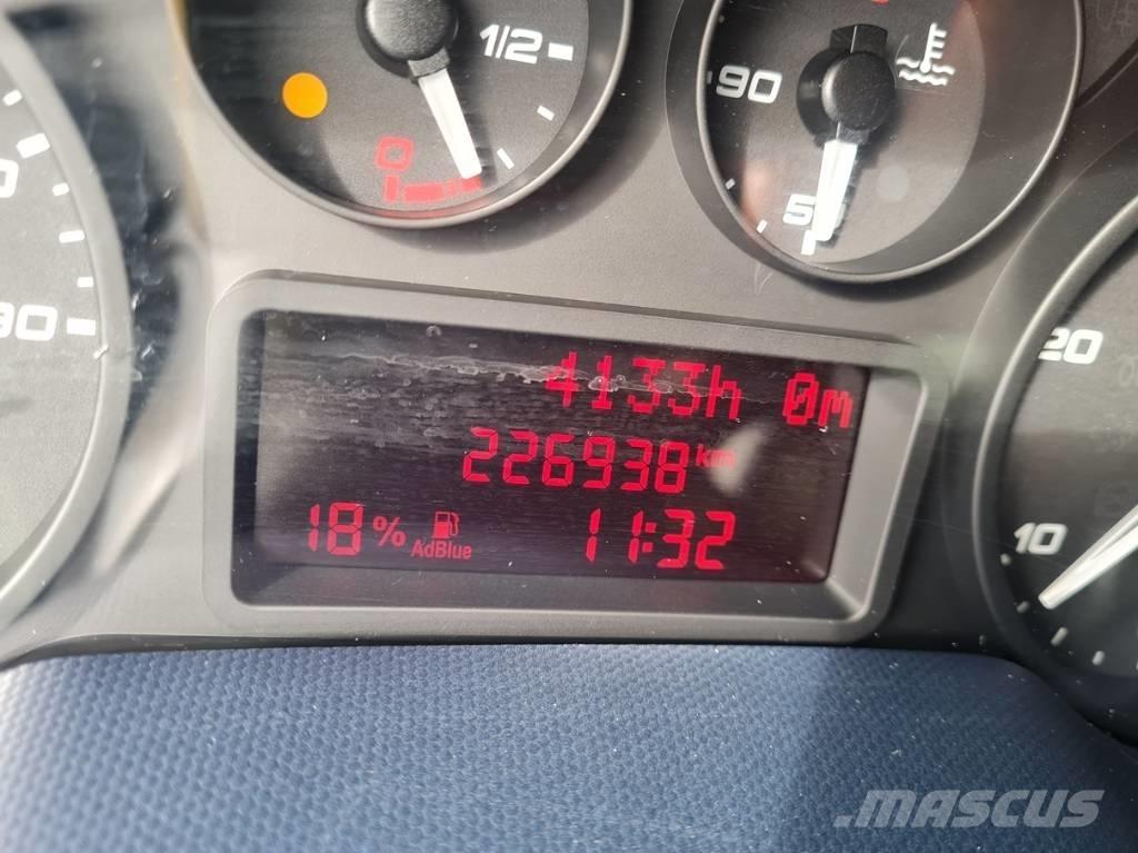 Iveco 70C 18 D brief Мікроавтобуси
