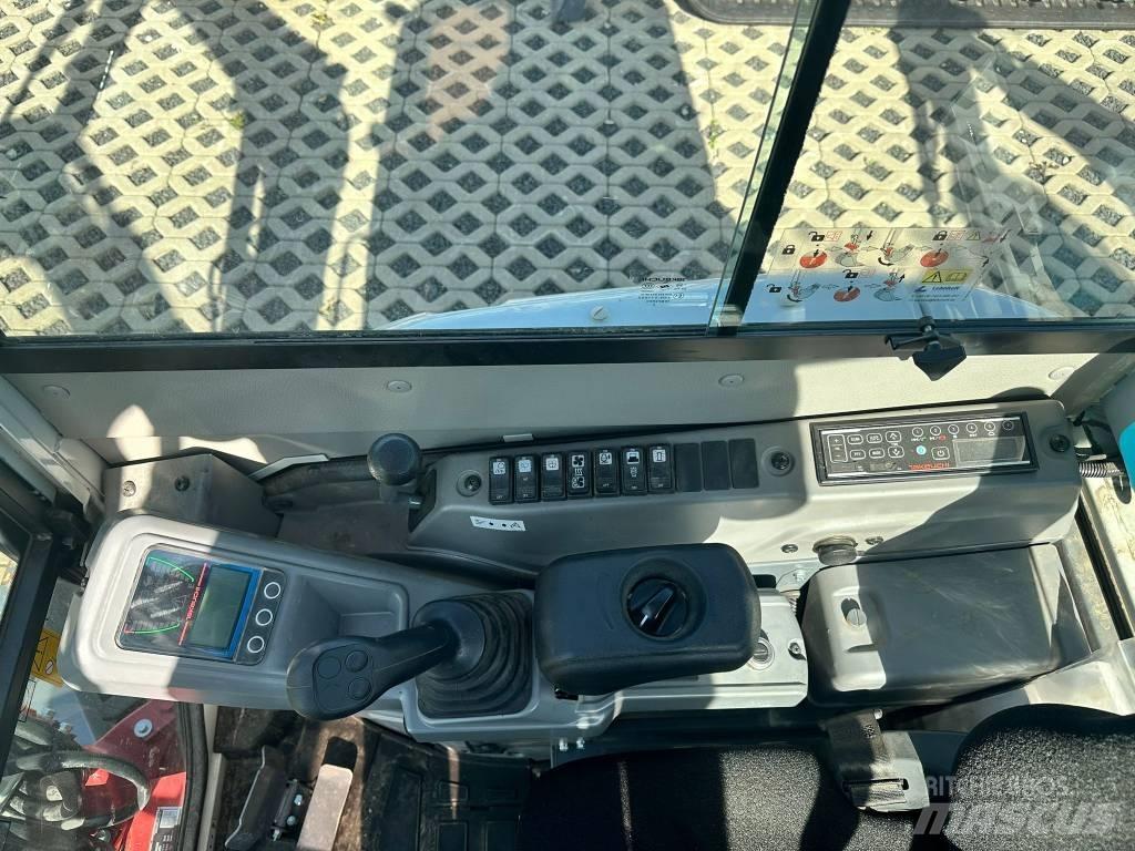Takeuchi TB325R V1 Міні-екскаватори < 7т