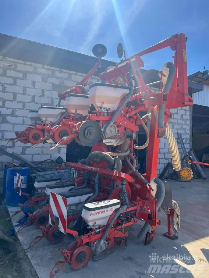 Kuhn Planter 3 Високоточні сівалки