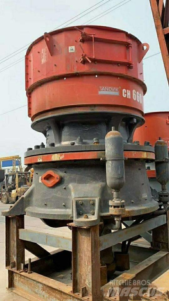 Sandvik CH660 Роздрібнювачі