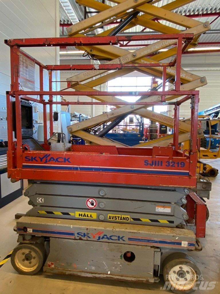 SkyJack SJ 3219 Підйомники-ножиці