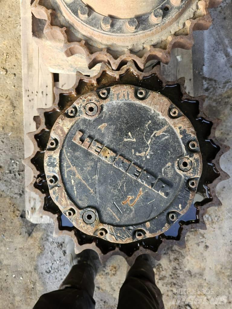 Liebherr 904 Гідравліка