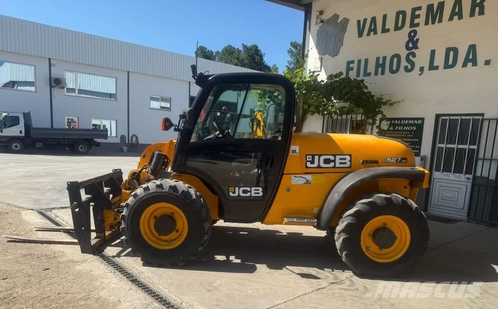 JCB 527-55 Телескопічний навантажувач