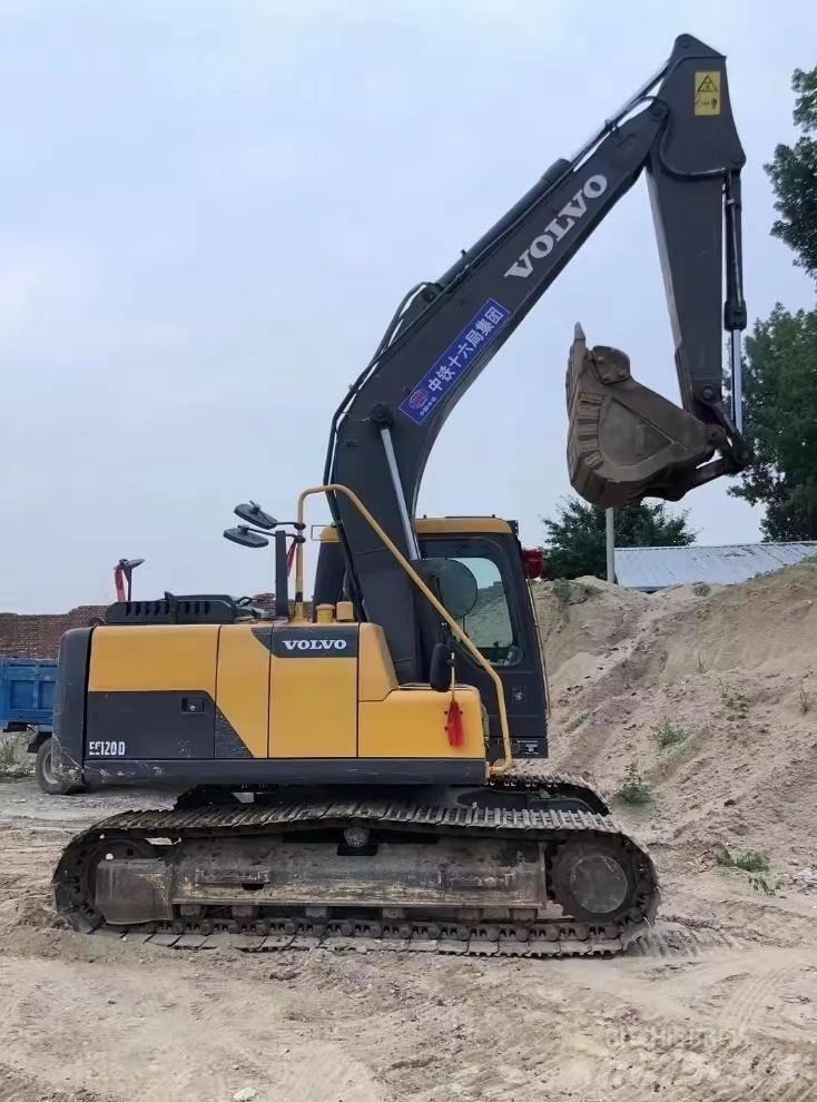 Volvo EC 120 D Гусеничні екскаватори