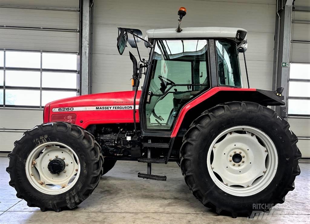 Massey Ferguson 6260 Трактори