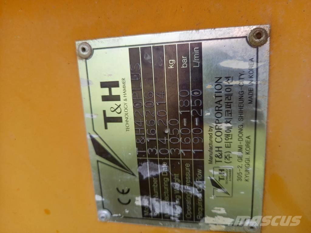  T&H 420 plus Плуги