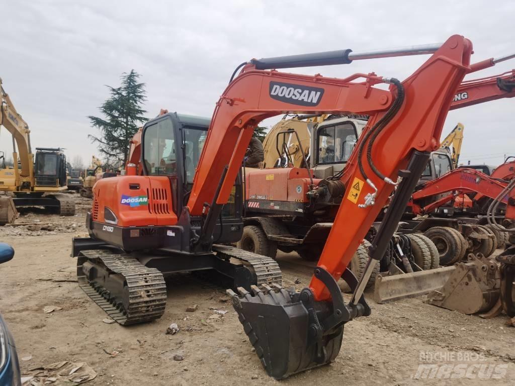 Doosan DX 60 Міні-екскаватори < 7т