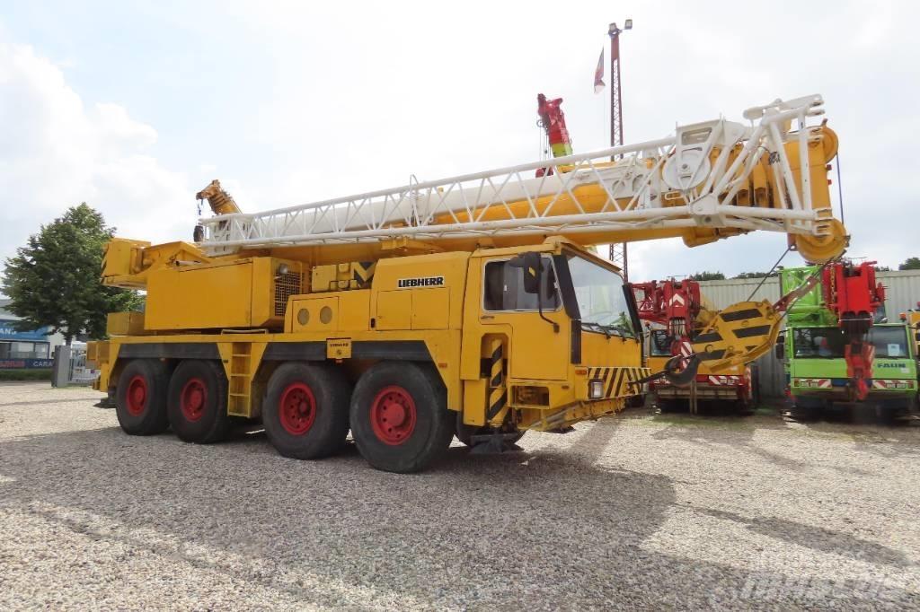 Liebherr LTM 1070-1 автокрани