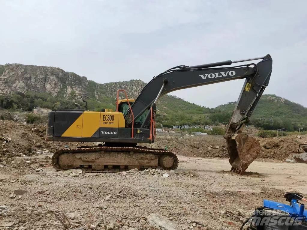 Volvo EC 300 Гусеничні екскаватори