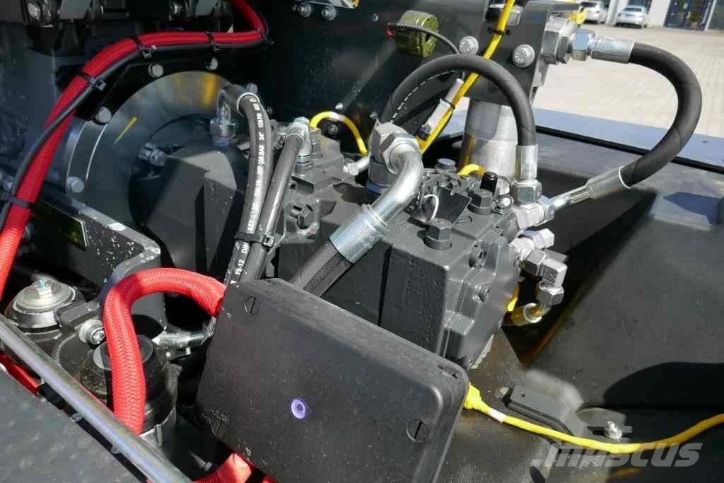 Bomag BW 213 D-5 Ущільнювачі грунту
