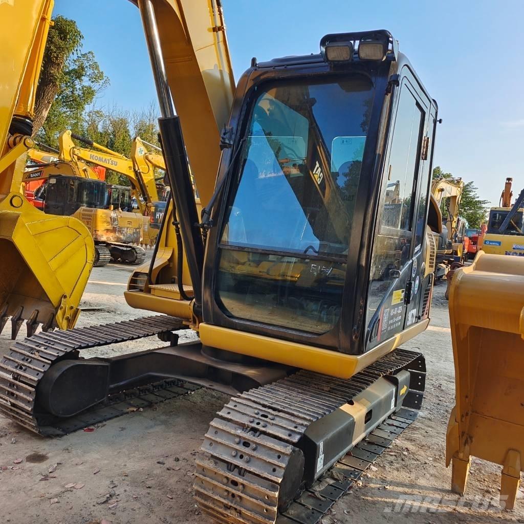 CAT 307 D Середні екскаватори 7т. - 12т.