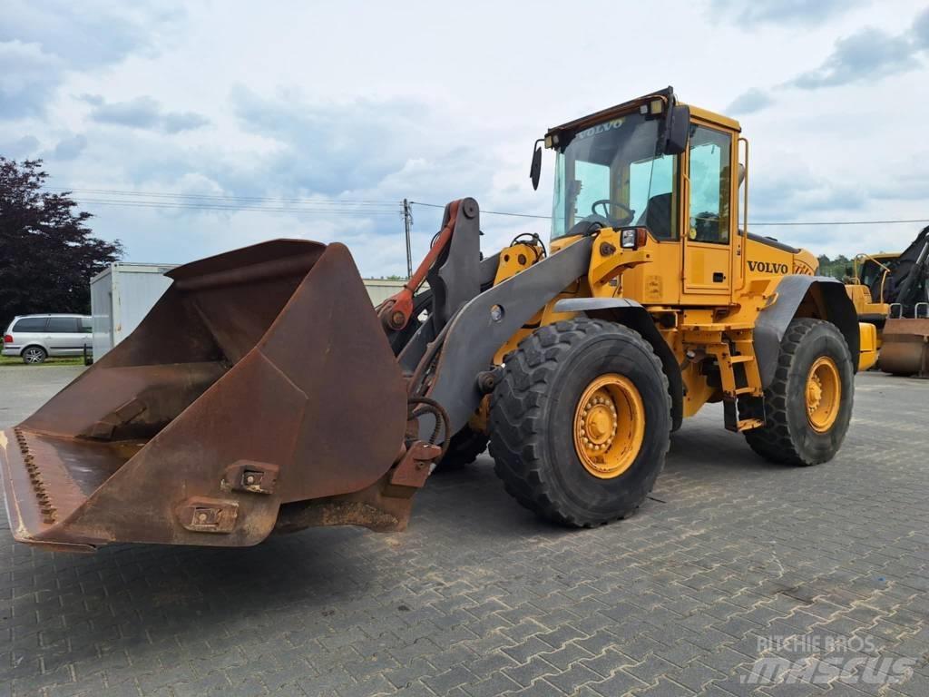 Volvo L 90 E Фронтальні навантажувачі