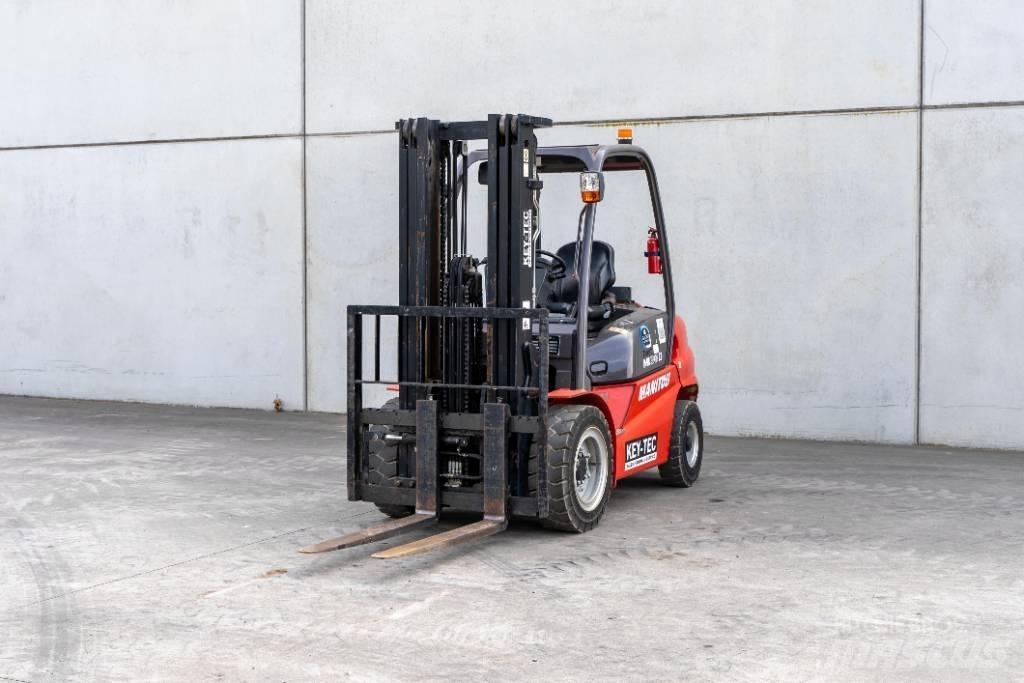 Manitou MI 30 D Дизельні навантажувачі