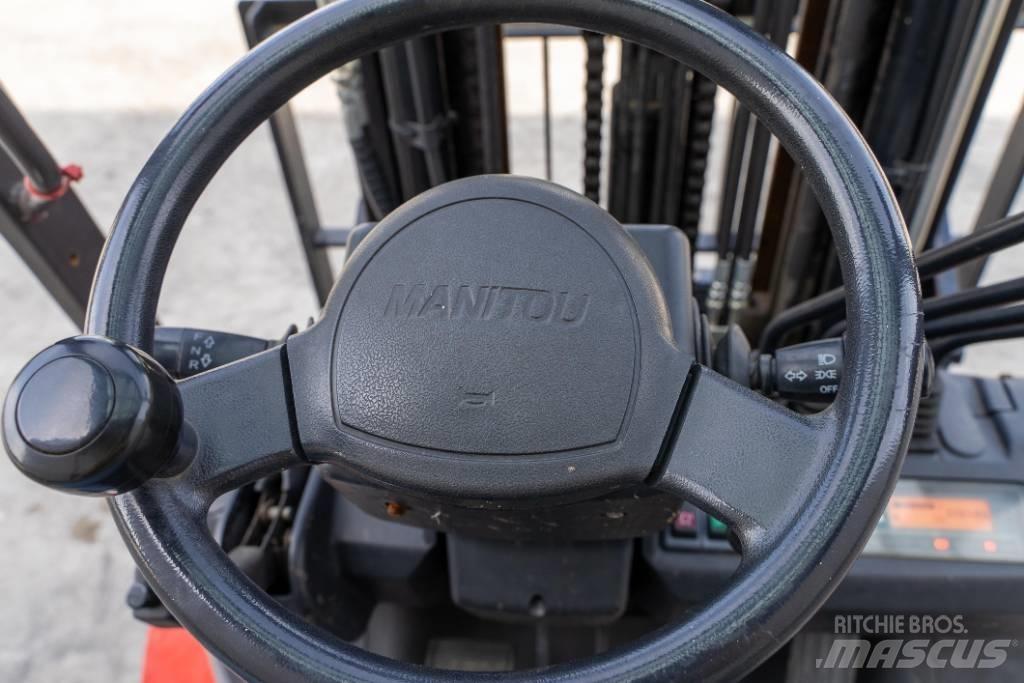 Manitou MI 30 D Дизельні навантажувачі