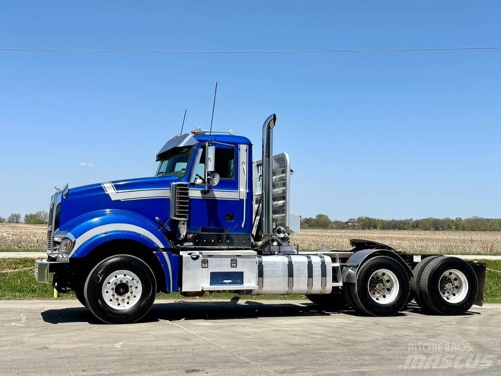 Mack Titan TD 713 Вантажівки / спеціальні