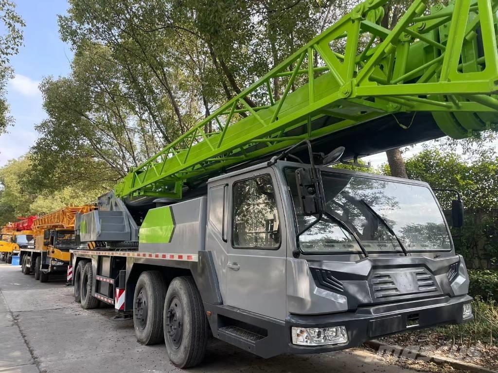 Zoomlion ZTC 700 V автокрани всюдиходи