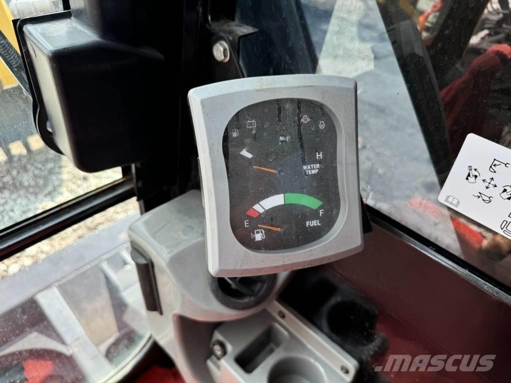 CAT 307 E2 Середні екскаватори 7т. - 12т.