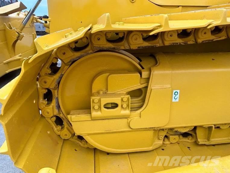 Komatsu D 65PX-18 Гусеничні бульдозери