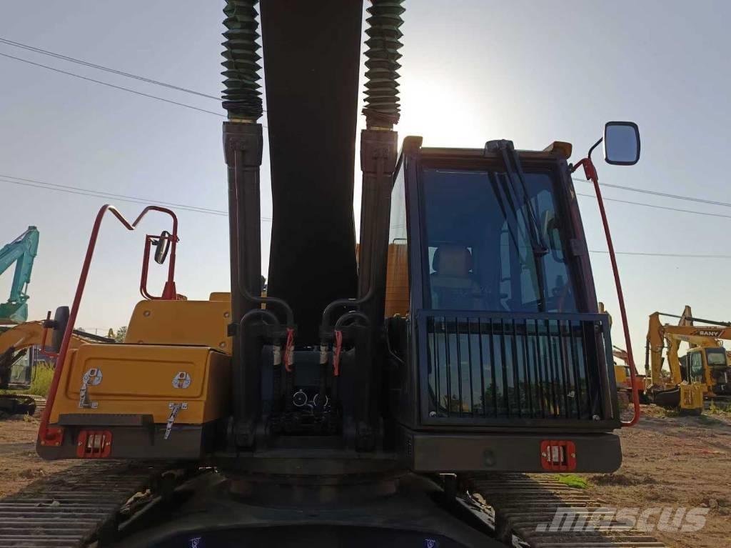 Volvo EC 250 D L Гусеничні екскаватори