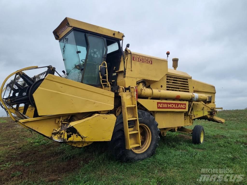 New Holland 8050 Зернозбиральні комбайни