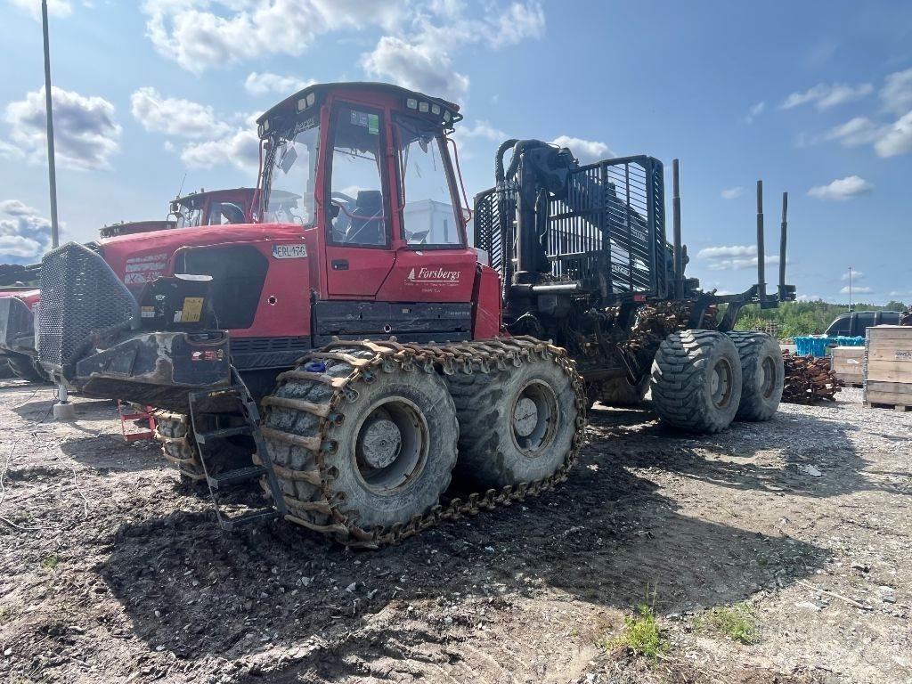 Komatsu 895 Форвардери