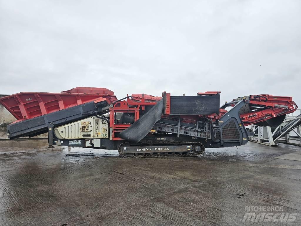 Sandvik QE 441 Мобільні грохоти