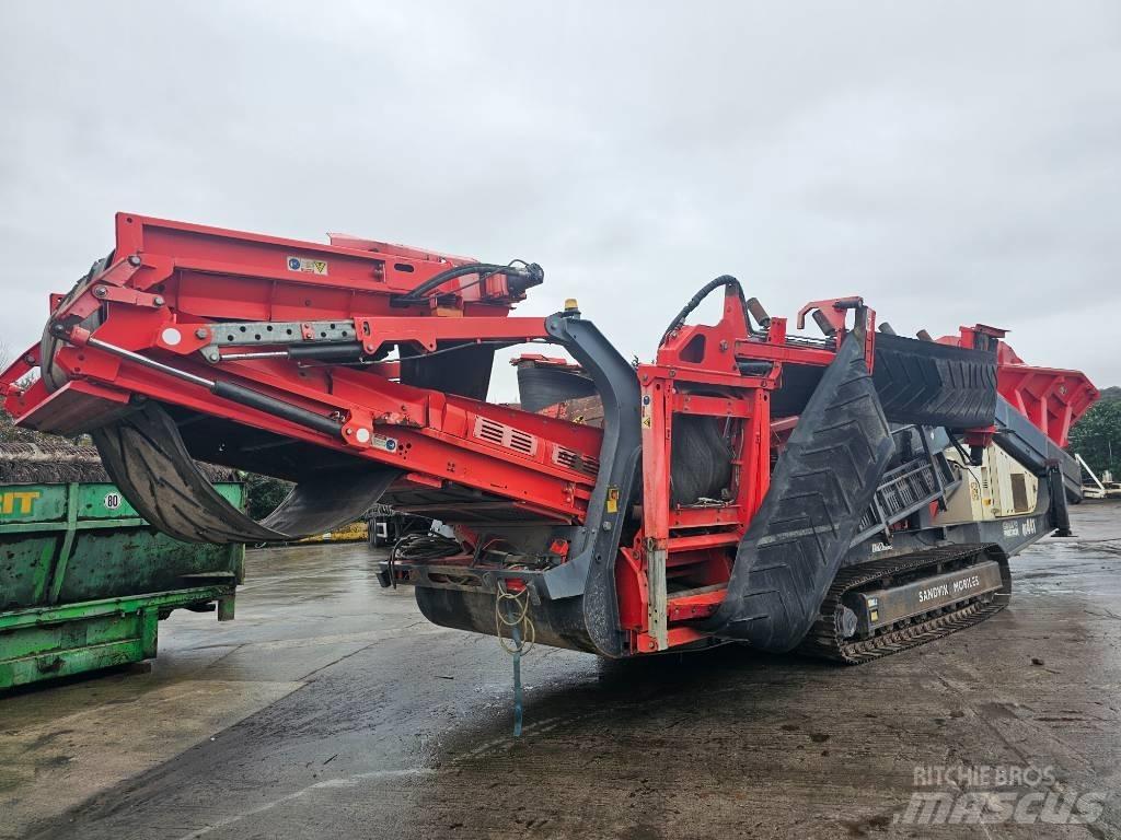 Sandvik QE 441 Мобільні грохоти