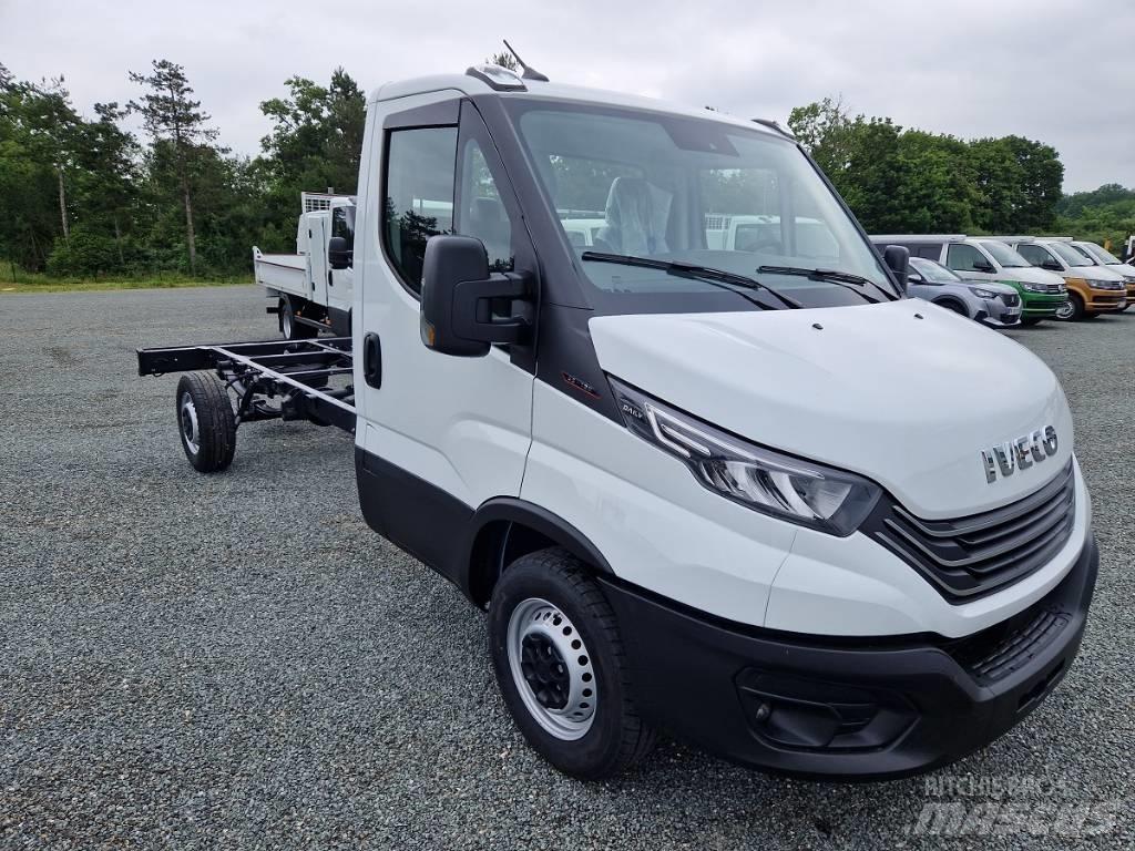 Iveco daily 35s18 Панельні фургони