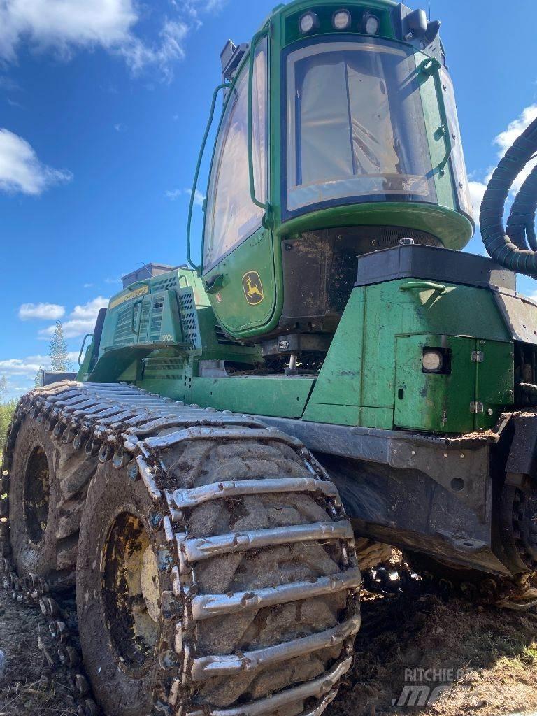 John Deere 1910G Форвардери