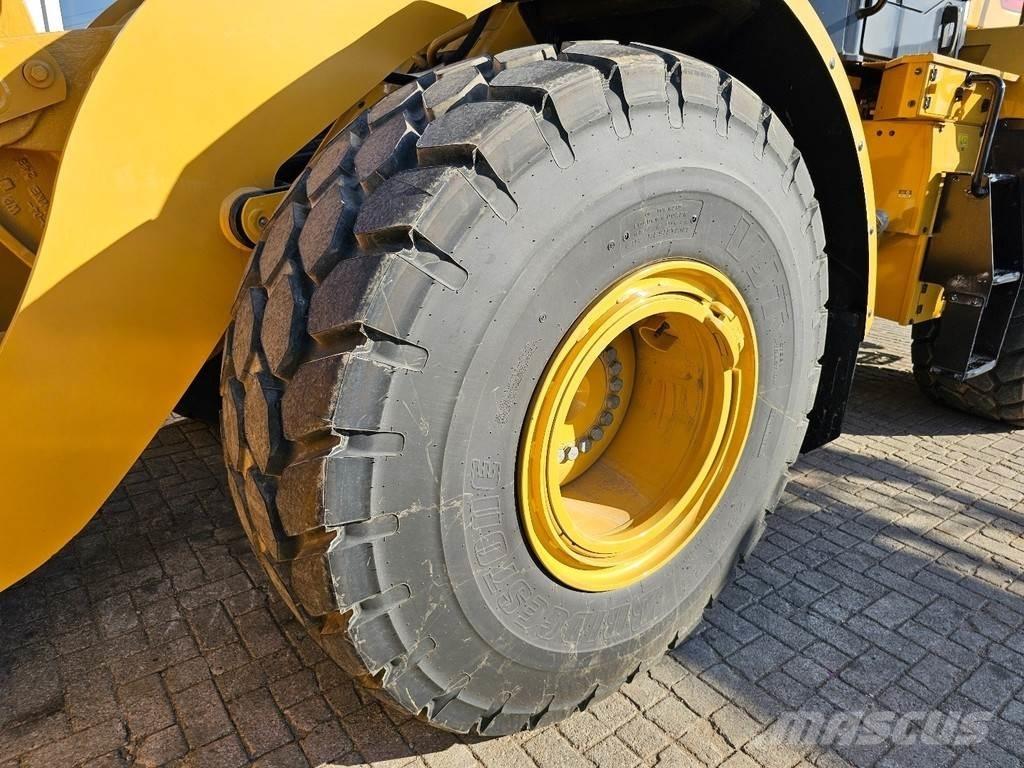 CAT 950L Фронтальні навантажувачі