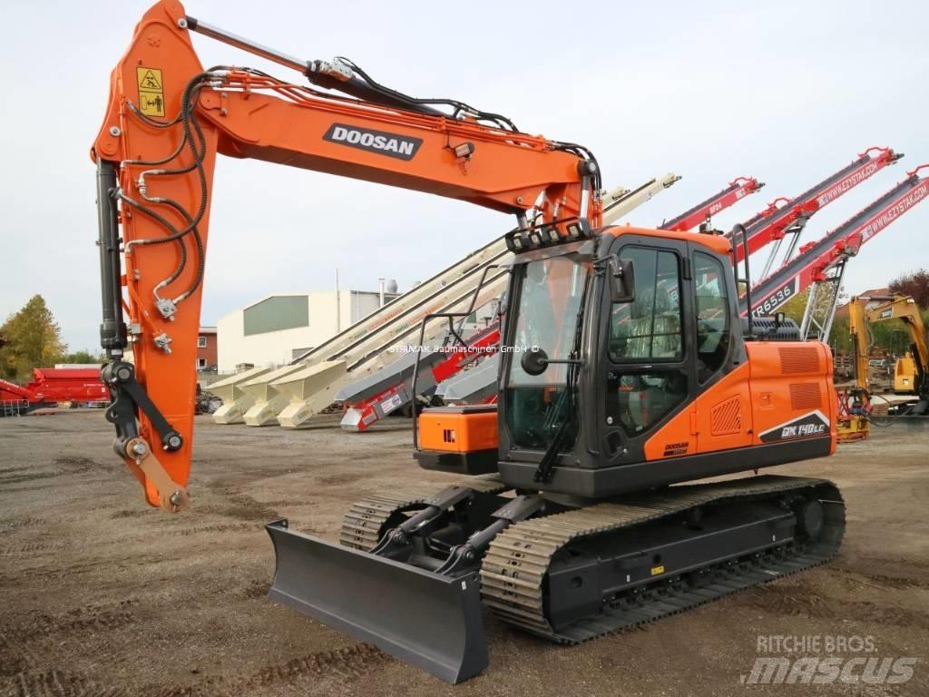 Doosan DX 140 LC-7 Гусеничні екскаватори