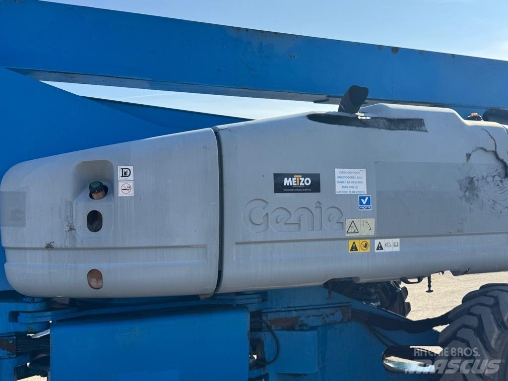 Genie 135/70 Колінчаті підйомники