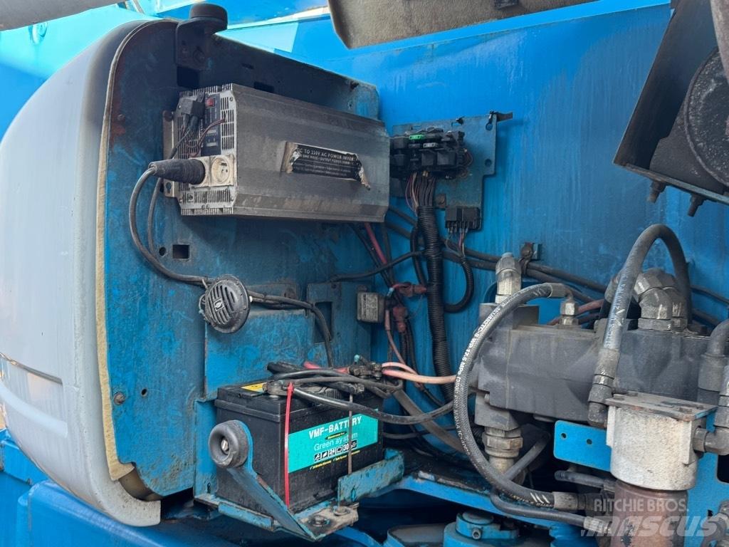 Genie 135/70 Колінчаті підйомники