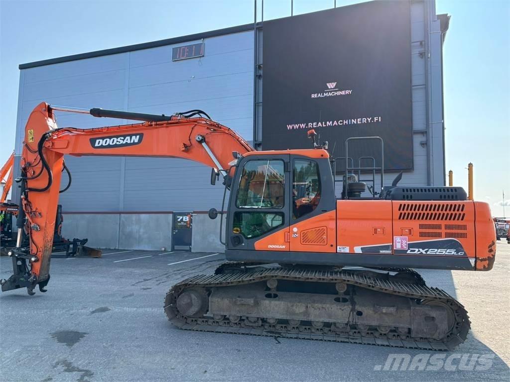 Doosan DX255LC-5 Гусеничні екскаватори