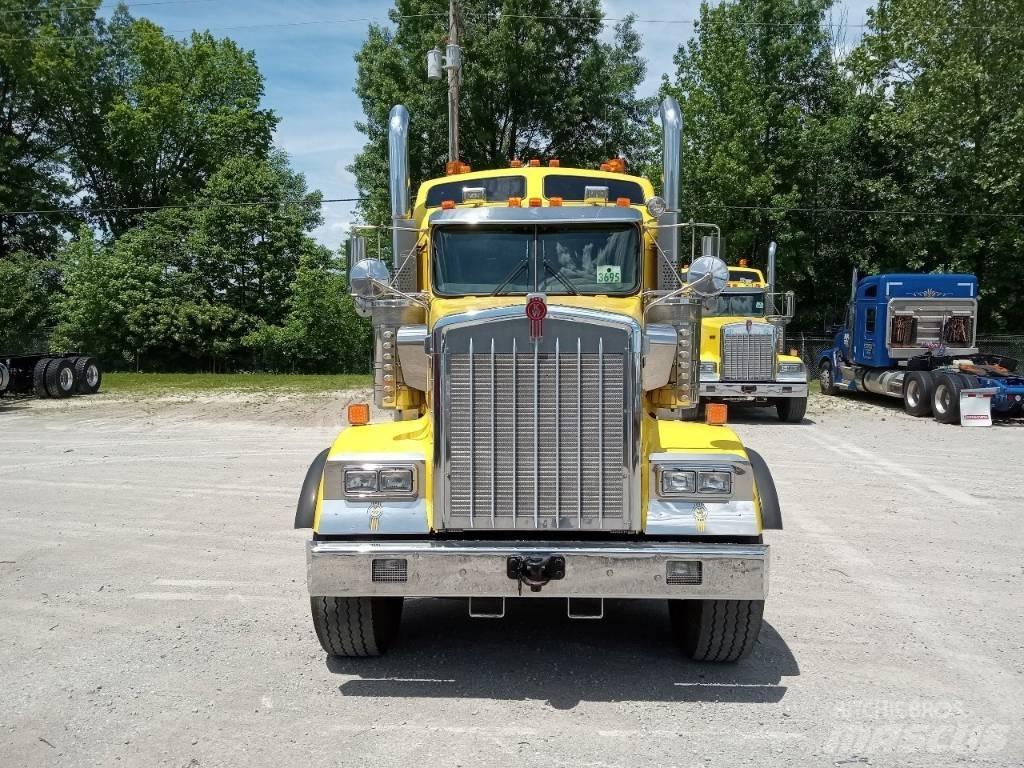Kenworth W 900 Тягачі