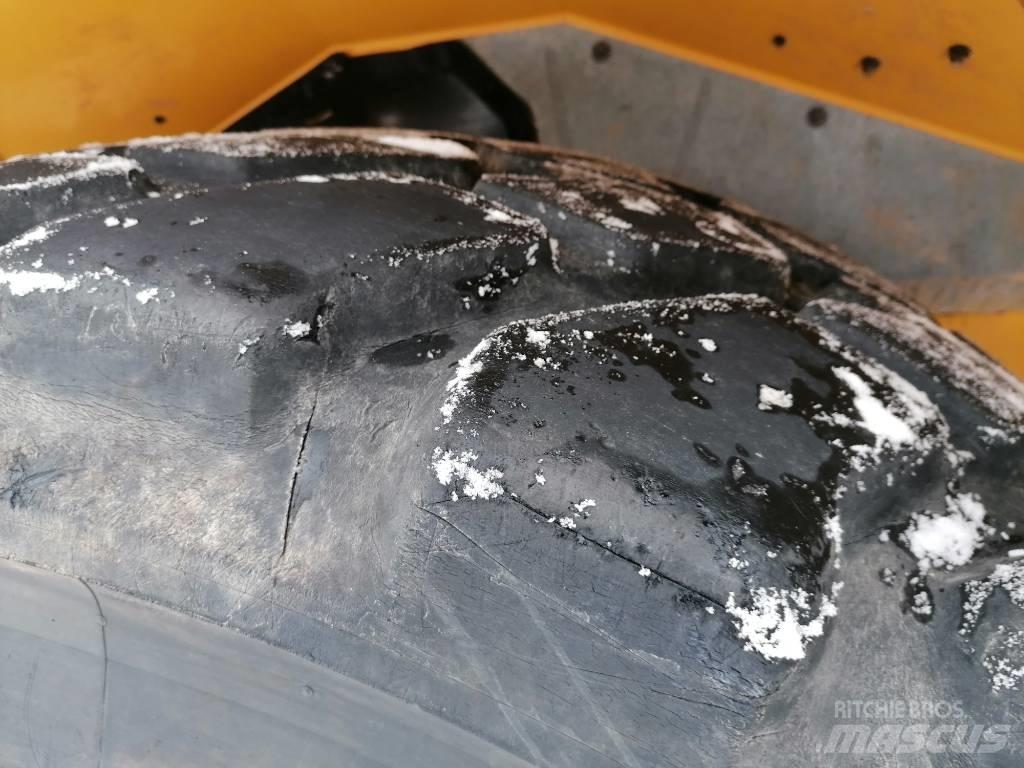 Volvo A 25 G Зчленовані самоскиди