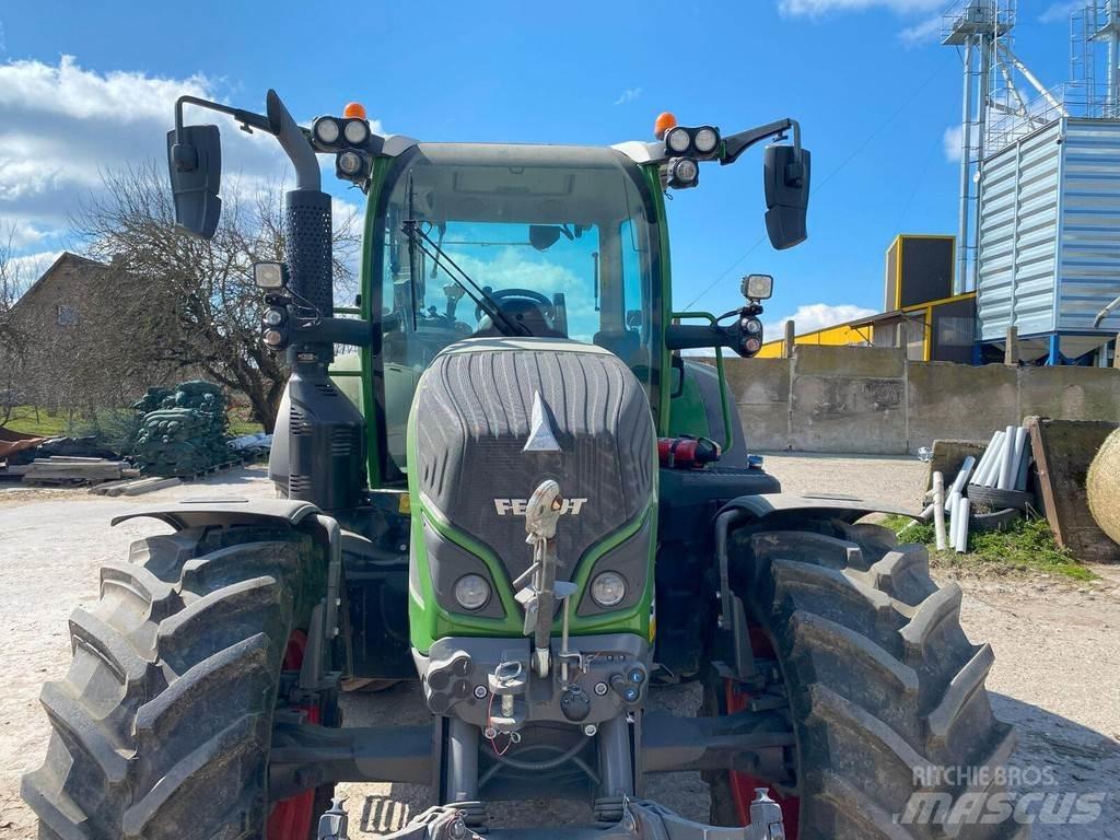 Fendt 516 Vario Трактори